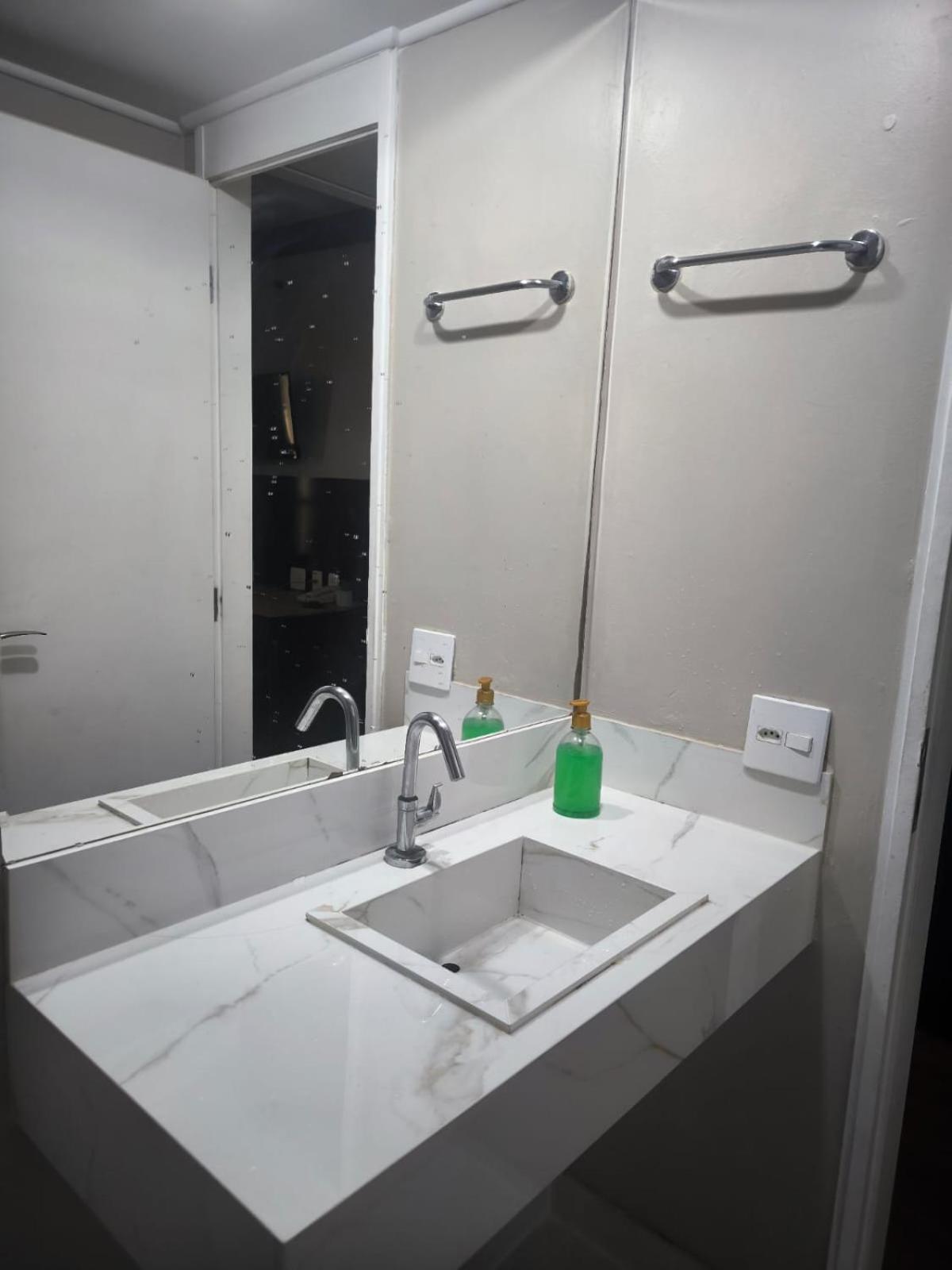 Q-flat Luxo - Faria Lima Apartment