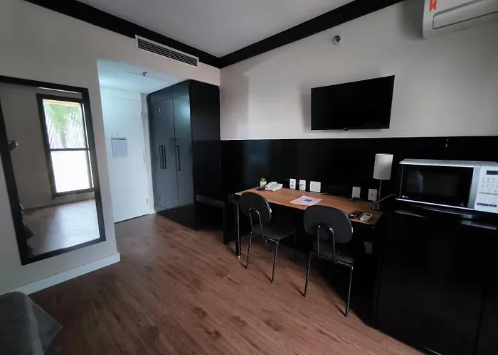 Q-Flat Luxo Hotel - Faria Lima